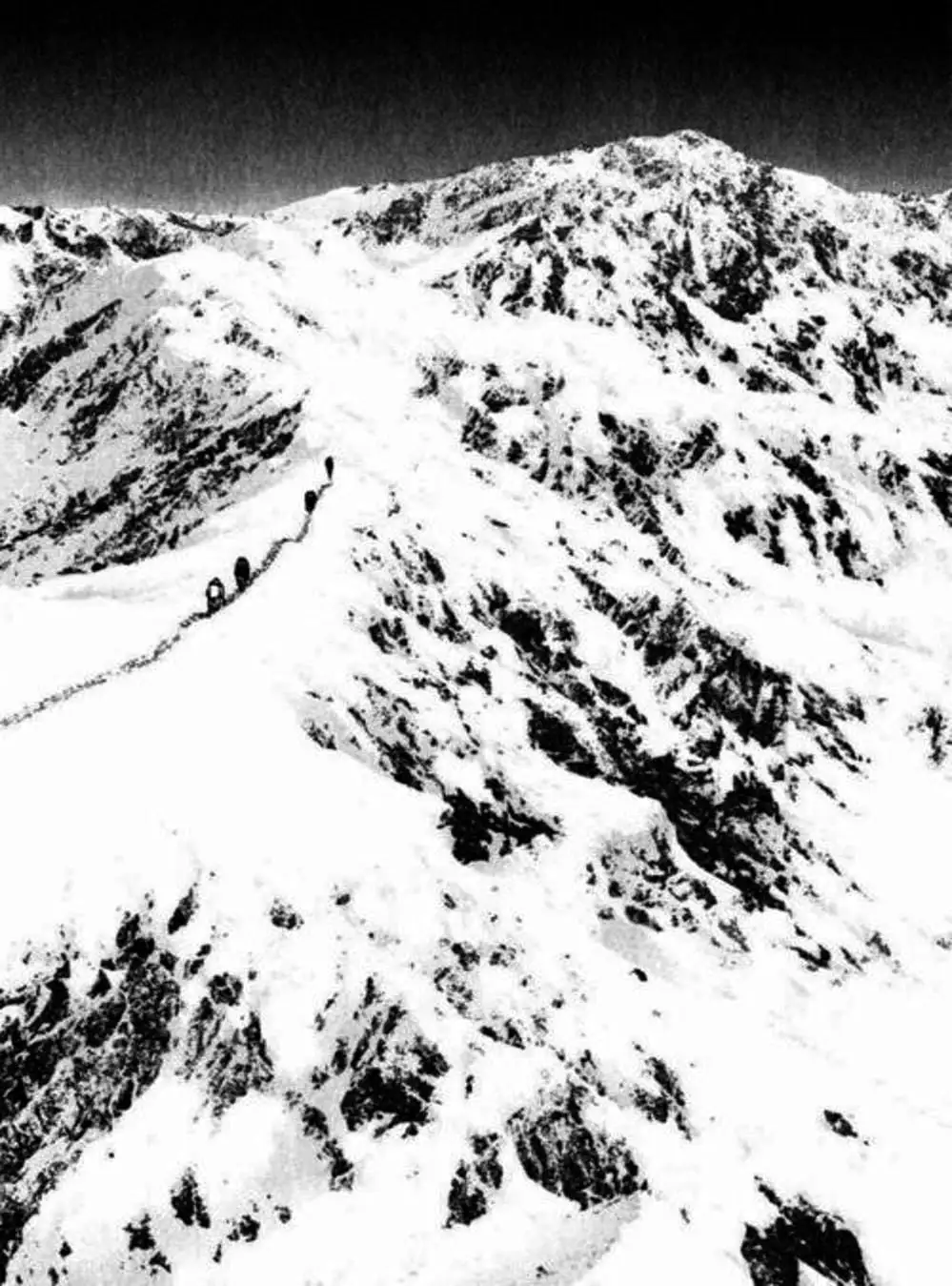 Truyện Tranh Người Cô Đơn - The Climber trang 7